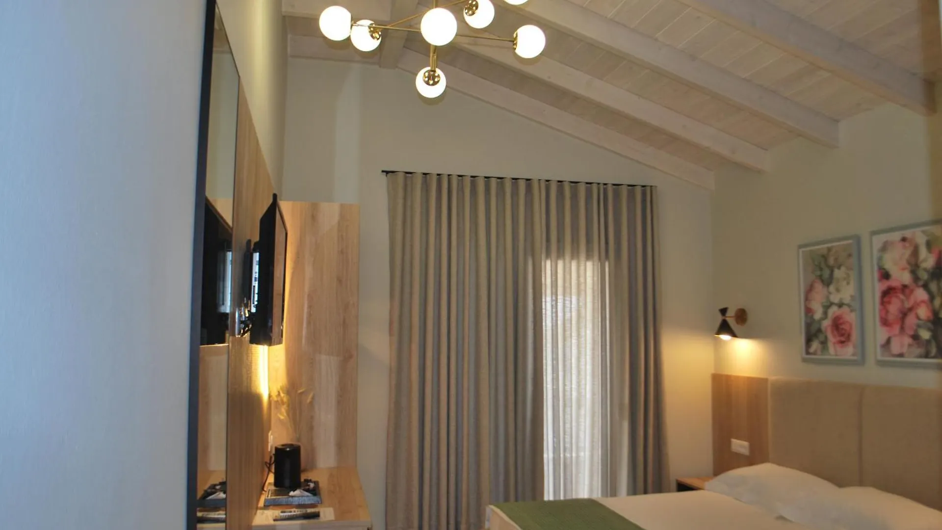 Sofo Hotel Dhërmi