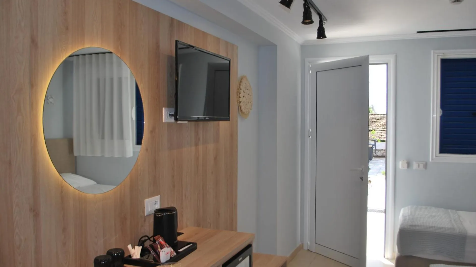 Sofo Hotel Dhermi 3*,